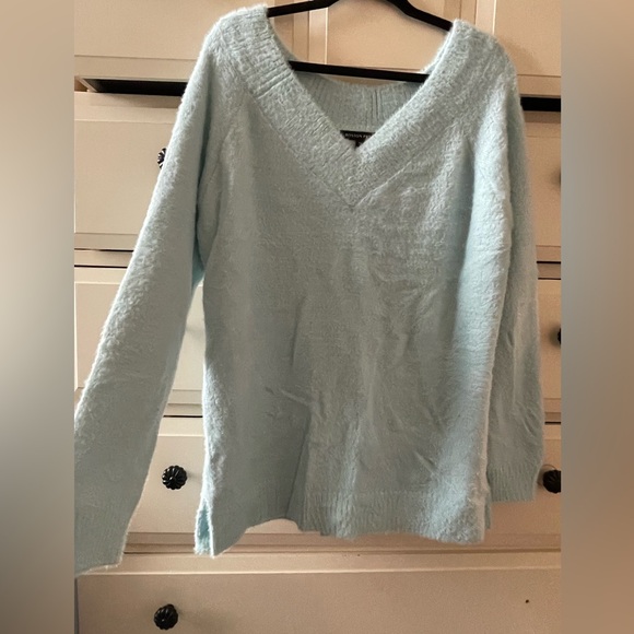 Cozy Blue V-Neck Sweater - Picture 2 of 6